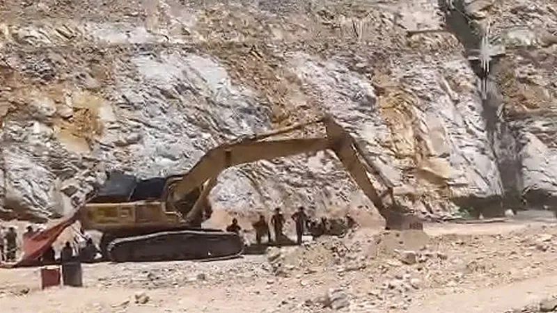 Làm rõ nguyên nhân 3 người thương vong trên công trường dự án đường cao tốc Quy Nhơn - Chí Thạnh