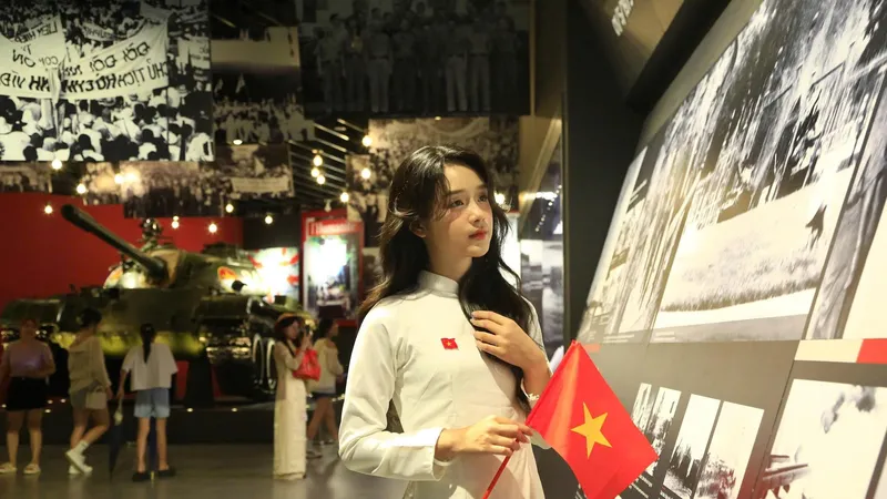 Nhiều hiện vật lần đầu được trưng bày tại triển lãm “Giữ trọn lời thề độc lập”