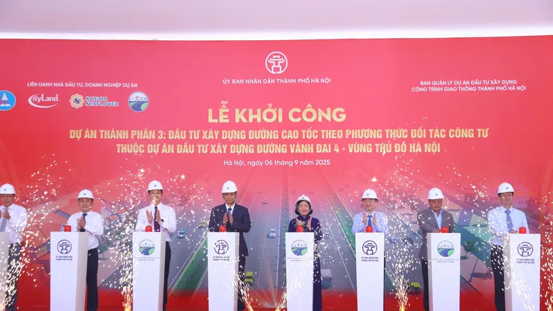 Lễ khởi công xây dựng đường Vành đai 4 Vùng Thủ đô Hà Nội sáng 6-9