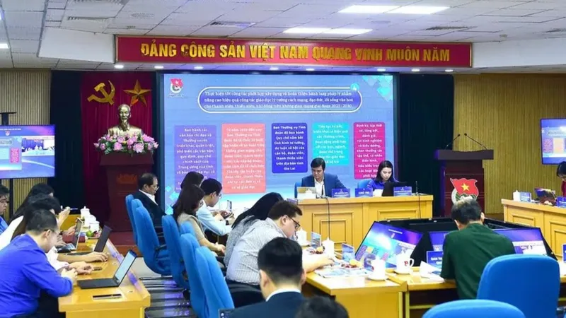 Hội nghị sơ kết 3 năm thực hiện chương trình “Giáo dục lý tưởng cách mạng, đạo đức, lối sống văn hóa cho thanh niên, thiếu niên, nhi đồng trên không gian mạng” ngày 29-10