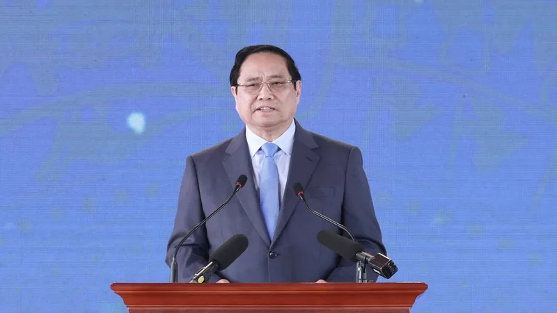 Thủ tướng Chính phủ Phạm Minh Chính đã phát biểu tại lễ khởi công, khánh thành và thông xe kỹ thuật 234 công trình, dự án tại điểm cầu trung tâm. Ảnh: VIẾT CHUNG