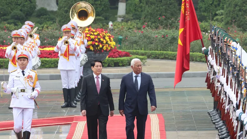 Chủ tịch nước Lương Cường chủ trì lễ đón chính thức Chủ tịch Hội đồng châu Âu António Costa