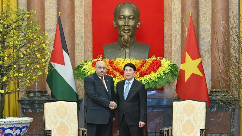 Chủ tịch nước Lương Cường tiếp Chủ tịch Hạ viện Jordan Mazen Turki El Qadi. Ảnh: VIẾT CHUNG