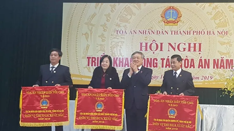 Tòa án Hà Nội sớm nhận đơn khởi kiện qua mạng internet