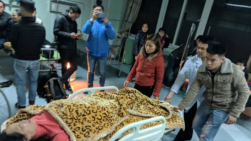 “Chiếc xe tải đâm vào đoàn người, rồi lại ra, vài lần như vậy”
