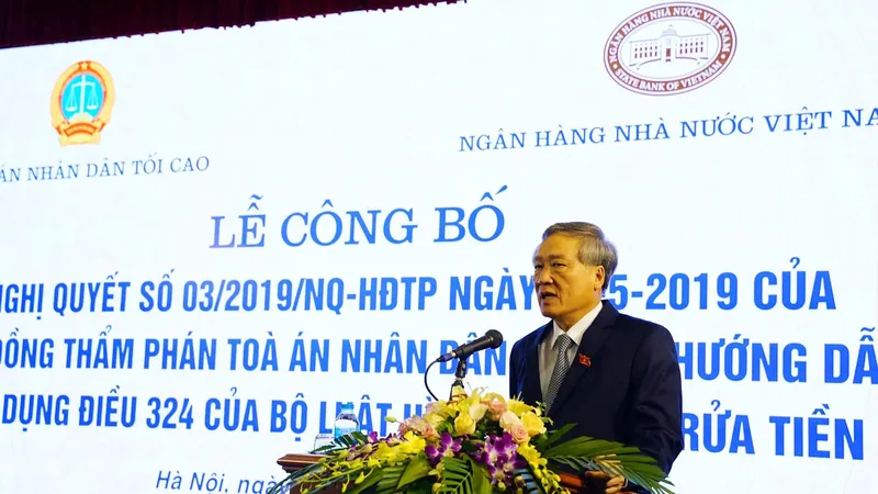 Ban hành Nghị quyết chống tội phạm rửa tiền