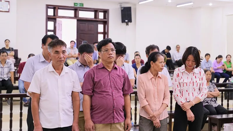 3 "quan xã" lĩnh án 21 năm tù vì sai phạm bồi thường đất