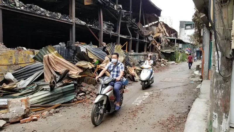 Kiểm điểm lãnh đạo phường ra văn bản cảnh báo ô nhiễm khu vực cháy Công ty Rạng Đông