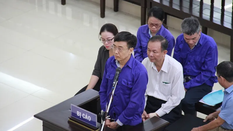 Ông Lê Bạch Hồng, nguyên Tổng Giám đốc Bảo hiểm Xã hội Việt Nam bị đề nghị từ 8-9 năm tù giam
