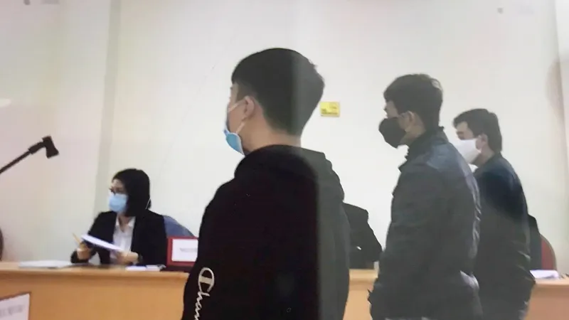 Phạt tù 6 “quái xế” đua xe quanh Hồ Gươm trong thời gian cách ly xã hội