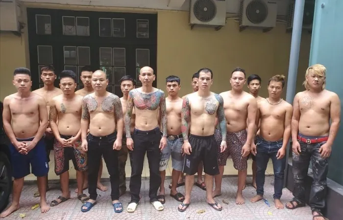 Triệu tập thêm hàng loạt đàn em của “giang hồ mạng” Phú Lê