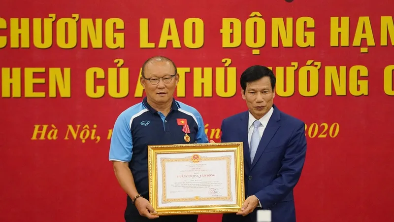 HLV Park Hang seo đang lên nhiều ý tưởng cho bóng đá Việt Nam