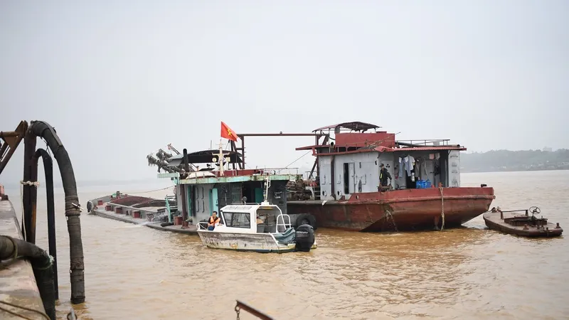 Cảnh sát đường thủy phát hiện hơn 500.000m­³ cát trái phép