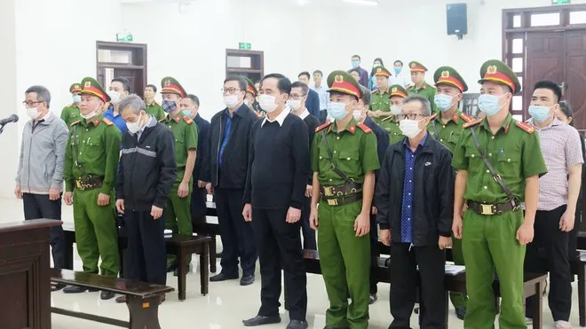 Luật sư nói vai trò của 8 cựu cán bộ BIDV là thứ yếu
