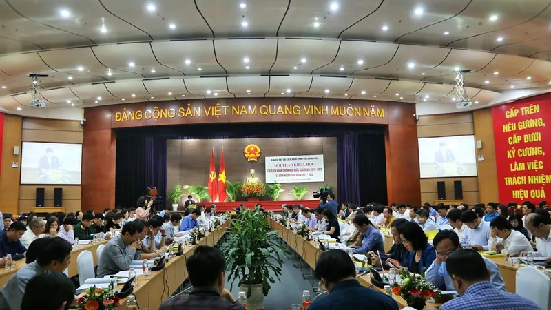 Cải cách hành chính: Tự thân đội ngũ phải tự cải cách