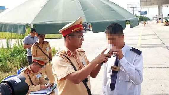 Hơn 13.000 tài xế vi phạm nồng độ cồn