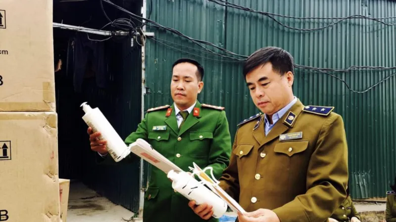 Lực lượng chức năng niêm phong, thu giữ toàn bộ tang vật để tiến hành xử lý theo quy định của pháp luật