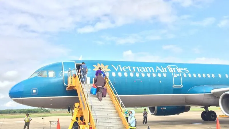 Tạo tài khoản Bông Sen Vàng ảo để chiếm đoạt hàng chục tỷ đồng của Vietnam Airlines