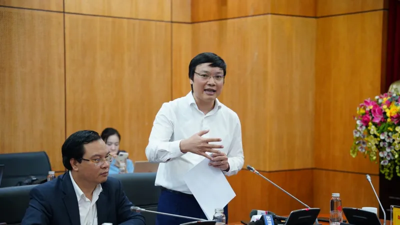 Bộ Nội vụ yêu cầu tỉnh Vĩnh Phúc rà soát các bổ nhiệm như trường hợp bà Trần Huyền Trang