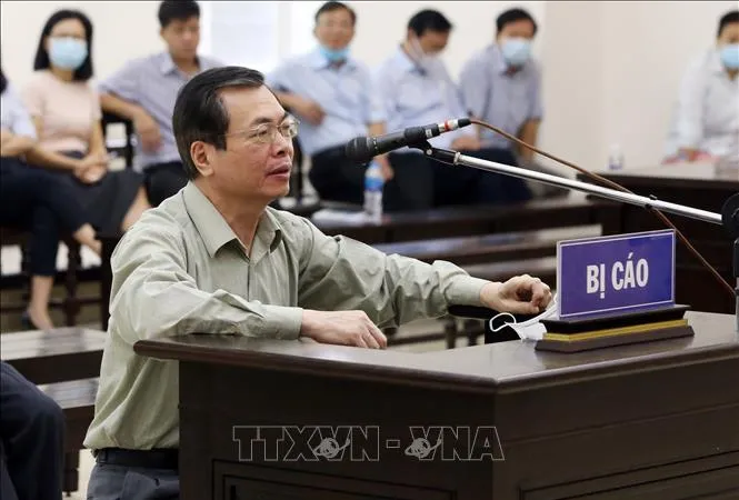 Ông Vũ Huy Hoàng trút lời “gan ruột” trước khi tòa tuyên án
