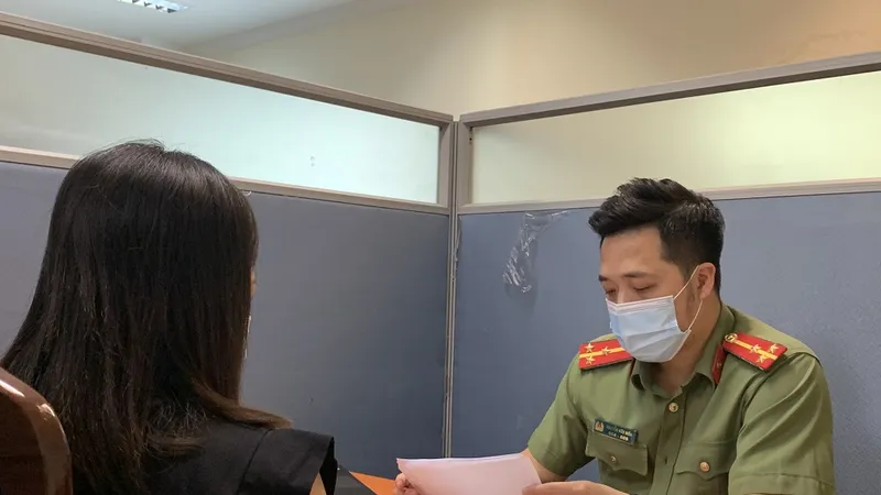 Bộ Công an phá đường dây phát tán tin nhắn rác trên không gian mạng