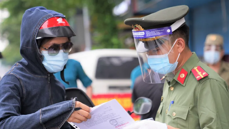 Công an TP Hà Nội lập thêm 6 tổ kiểm tra cơ động mạnh