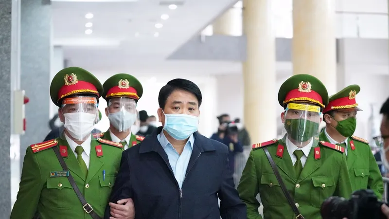 Ông Nguyễn Đức Chung chuẩn bị hầu tòa ở vụ án giúp Nhật Cường trúng gói thầu số hóa