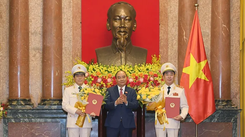 Thứ trưởng Bộ Công an Trần Quốc Tỏ và Lương Tam Quang được thăng hàm Thượng tướng