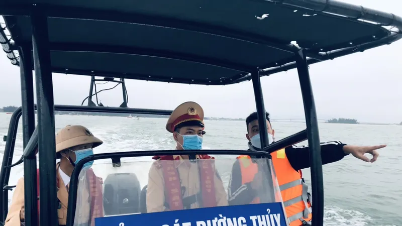 Rà soát tồn tại, bất cập trong vận tải hành khách đường thủy nội địa