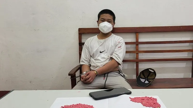 Tóm gọn nam thanh niên vận chuyển 400 viên ma túy tổng hợp với giá 500.000 đồng