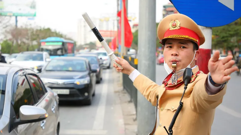 Cao điểm kiểm tra, kiểm soát bảo đảm trật tự an toàn giao thông dịp 30-4 và 1-5