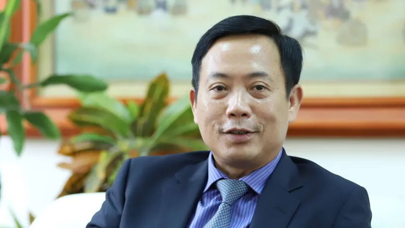 Cách chức Chủ tịch Ủy ban Chứng khoán Nhà nước đối với ông Trần Văn Dũng