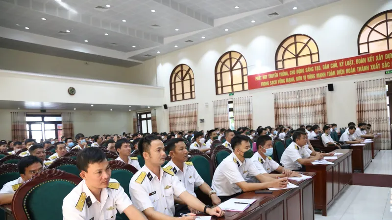 Vùng 4 Hải quân: Thông báo nhanh kết quả Hội nghị Trung ương 5