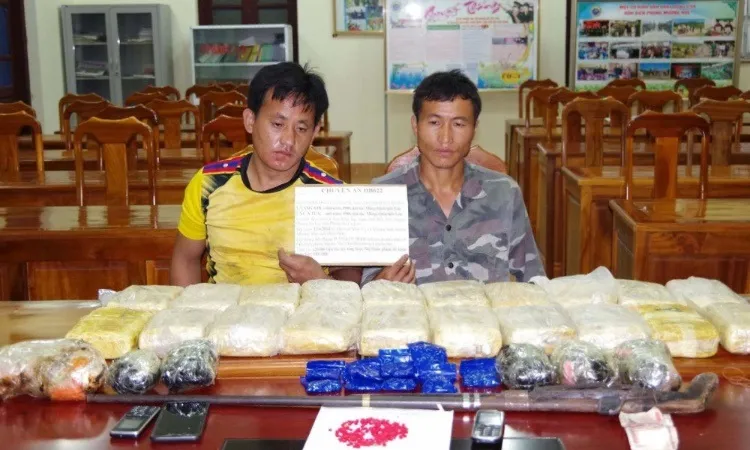 Triệt phá 2 chuyên án ma túy, thu 10 bánh heroin và 6kg thuốc phiện