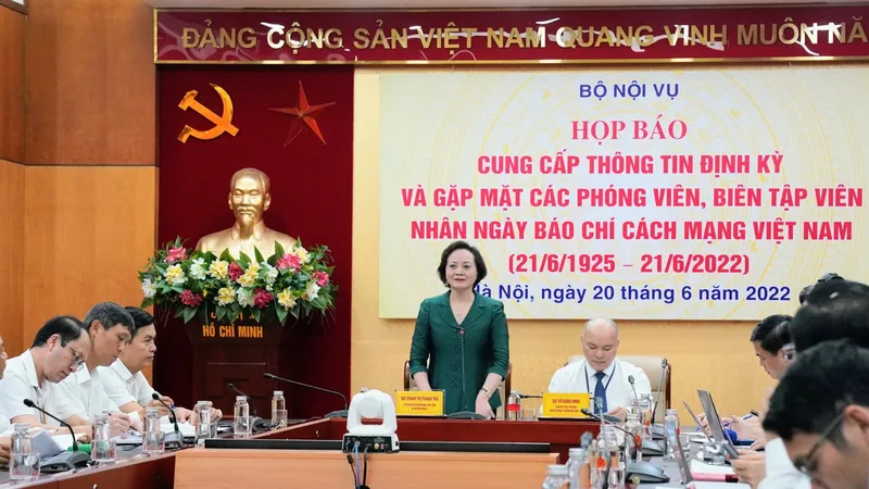 Hết năm 2021, về tổ chức bộ máy và đơn vị hành chính, đã giảm được hơn 560 xã và 8 huyện