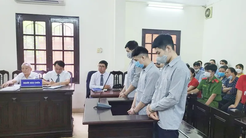 Sập giàn giáo, 4 người chết: 3 bị cáo lĩnh hơn 17 năm tù giam