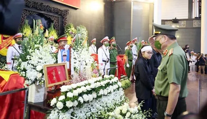 Hành động dũng cảm của các liệt sĩ đã tô thắm truyền thống vẻ vang của lực lượng công an nhân dân