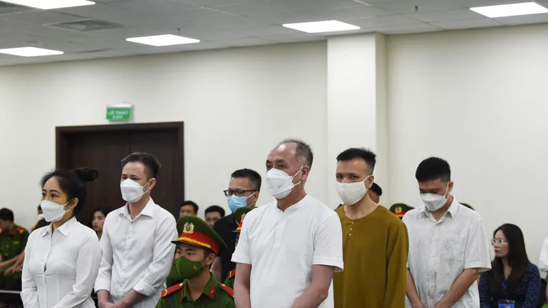 Giúp Giám đốc Bệnh viện TP Thủ Đức “chạy án“: Cựu cán bộ Bộ Công an thừa nhận hành vi, bày tỏ hối hận