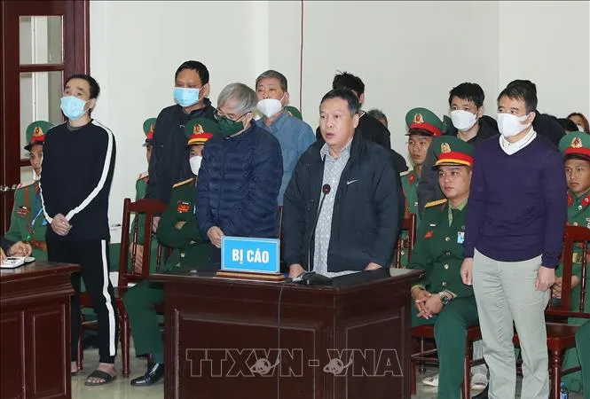 Cựu Tư lệnh Vùng Cảnh sát biển 4 Lê Văn Minh xin giảm nhẹ hình phạt 