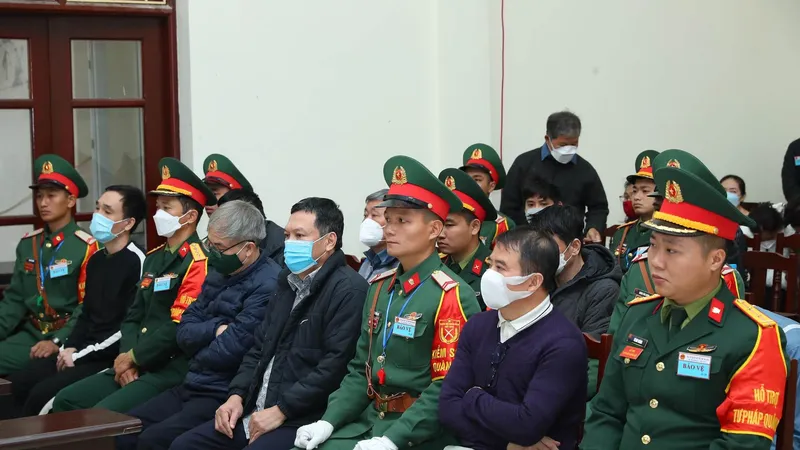 Vụ án bảo kê xăng dầu: Hai cựu Tư lệnh Vùng Cảnh sát biển nói lời sau cùng