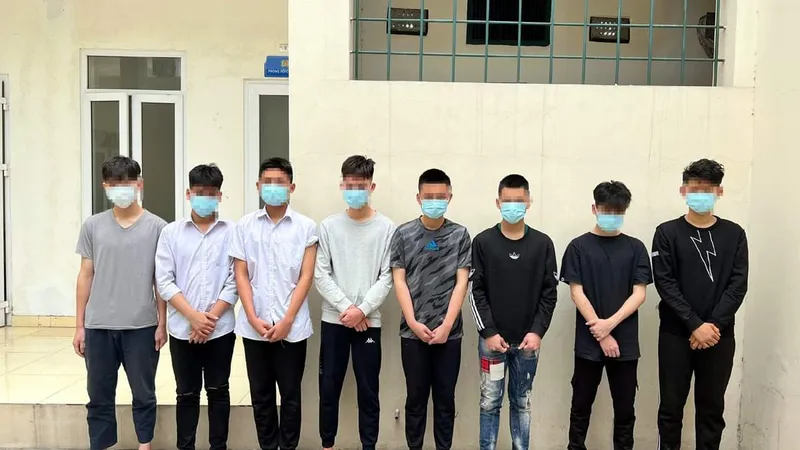 Tạm giữ nhóm thanh niên "cứ thấy người Đan Phượng là đánh"