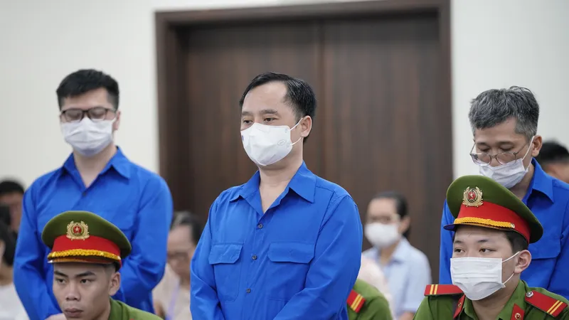 Các bị cáo thao túng thị trường chứng khoán nói lời sau cùng 