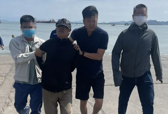 Vận chuyển thuê heroin, người đàn ông 76 tuổi bị bắt trên chuyến phà ra đảo