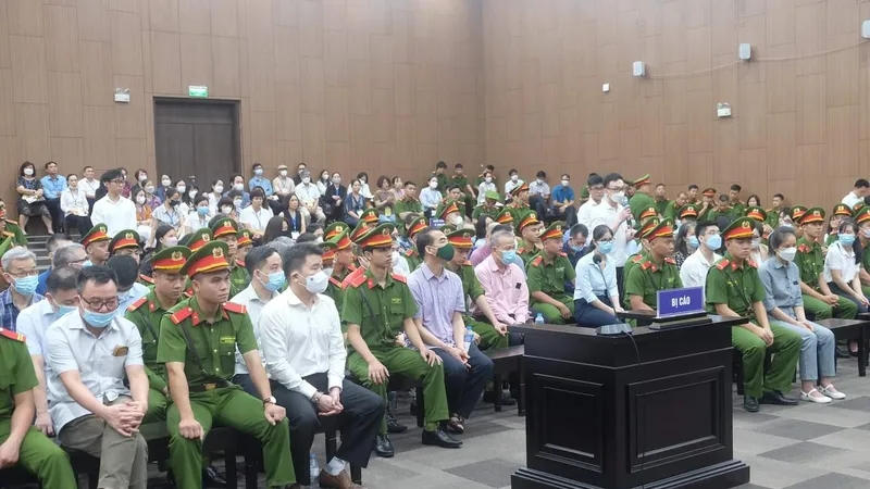 Đề nghị phạt 12-13 năm tù đối với cựu Thứ trưởng Bộ Ngoại giao Tô Anh Dũng