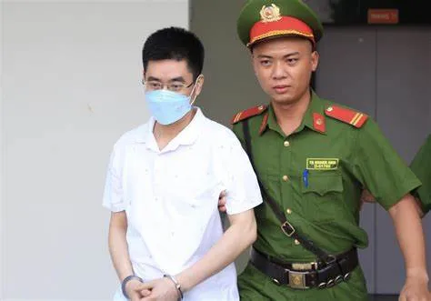 Cựu điều tra viên vụ "chuyến bay giải cứu" kêu oan, phủ nhận cáo trạng