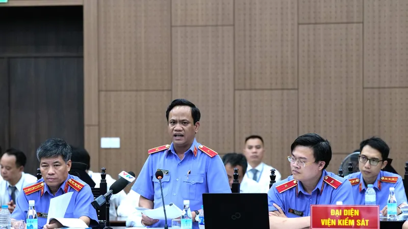 Xét xử vụ án "chuyến bay giải cứu": Kiến nghị điều tra dấu hiệu xâm phạm hoạt động tư pháp
