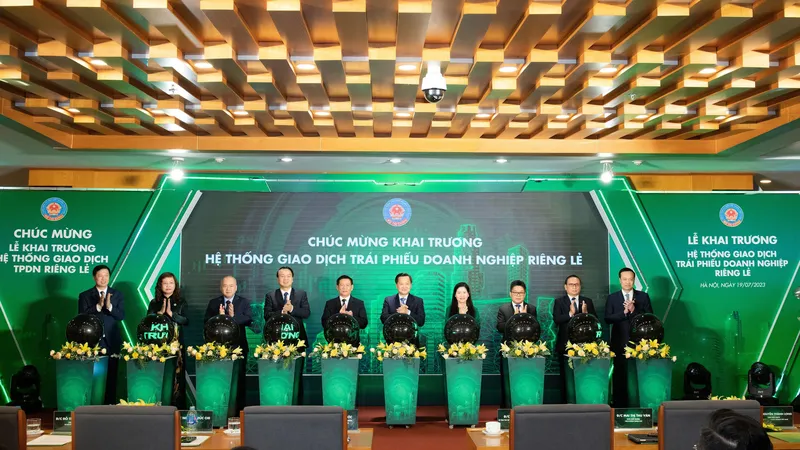 Sàn giao dịch trái phiếu doanh nghiệp riêng lẻ chính thức hoạt động