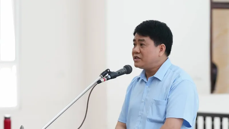 Bị cáo Nguyễn Đức Chung tại tòa