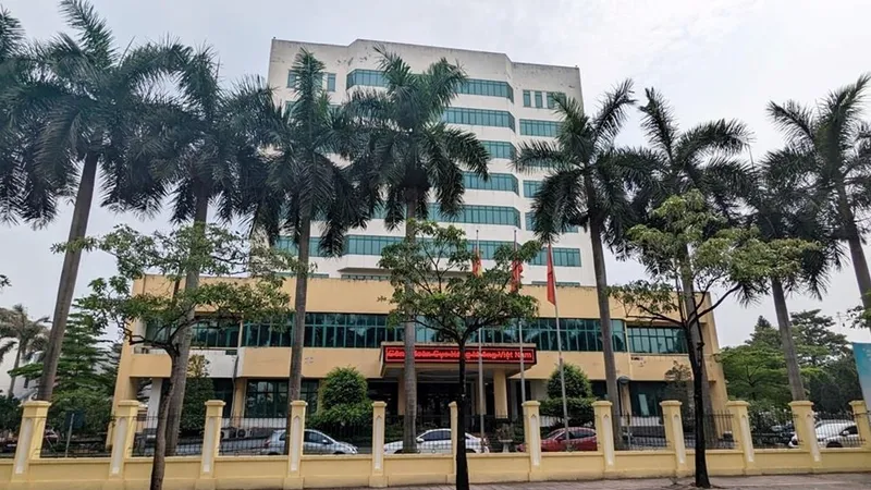 Khởi tố một cựu cán bộ Cục Hàng không Việt Nam