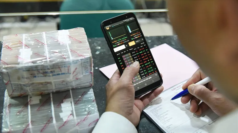 Tham gia quỹ đầu tư, người đàn ông ở Hà Nội bị lừa gần 16 tỷ đồng